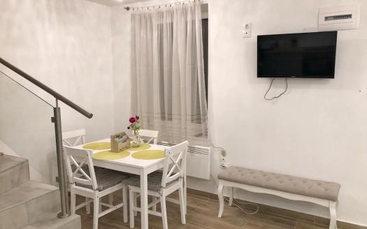 hajos utca opera for rent